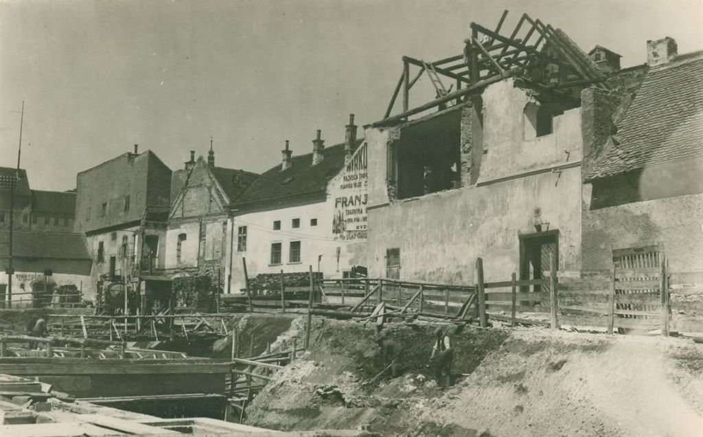 Dolac 1929. godine, tržnica u izgradnji, sjeverni dio (Foto Vladimir Horvat)